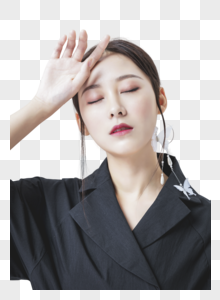 上市公司重大预付款存疑!普华永道辞任!